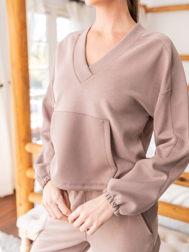 Ultraluxe V-Neck Pullover in Vintage Taupe