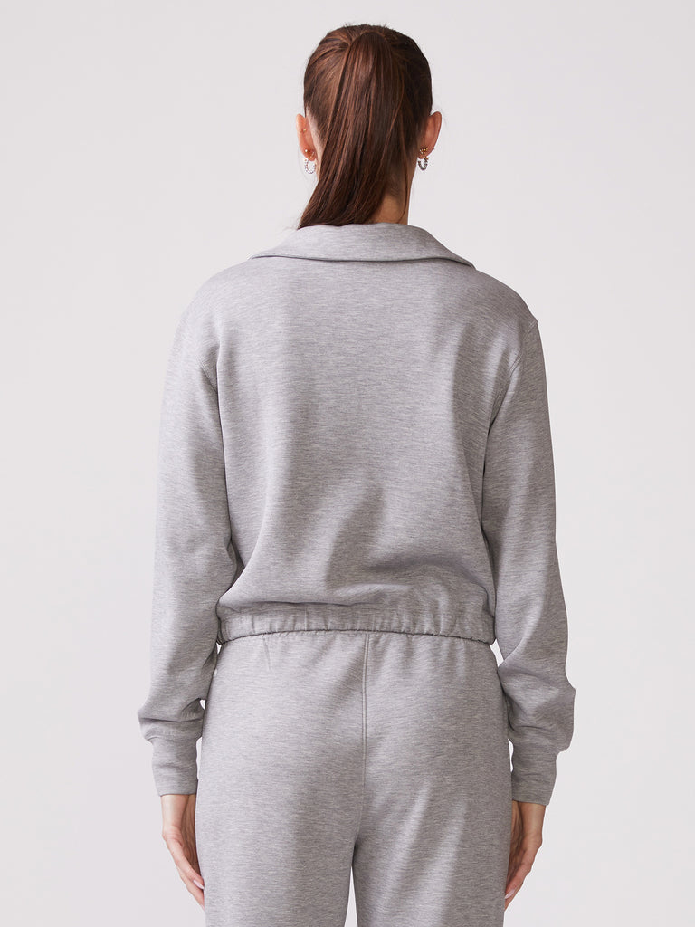 Ultraluxe Johnny Collar Bubble Top and Patch Pocket Lounge Jogger in Heather Grey