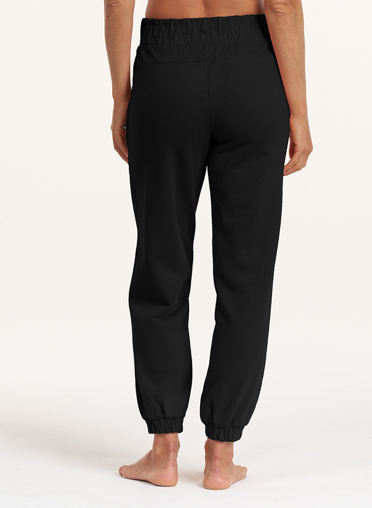 Cloud Trapunto Stitch Jogger Black - Back