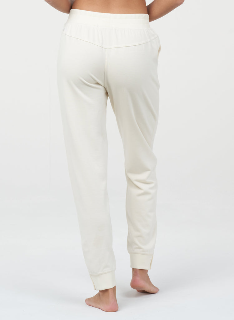 Brushed Luxe Snap Jogger - Frost