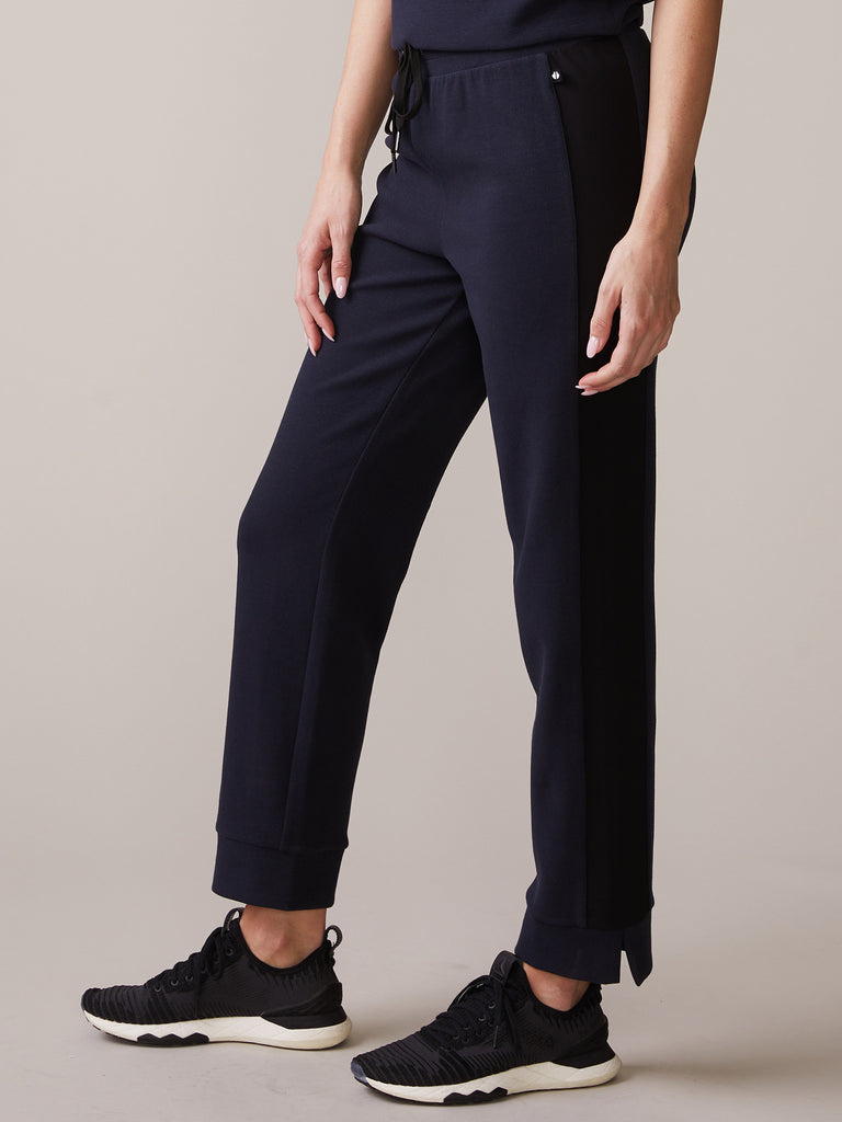Textured Double Knit Pant in Navy