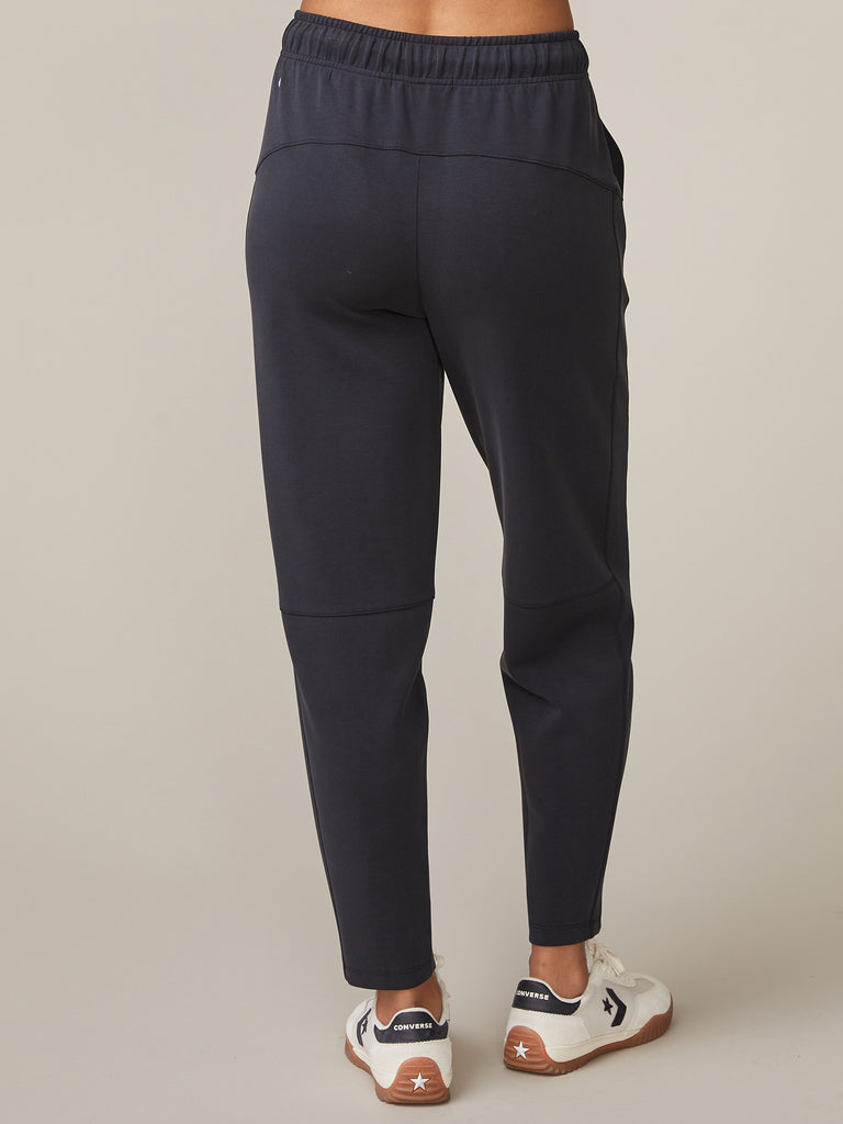 Ultraluxe Barrel Leg Jogger in Black