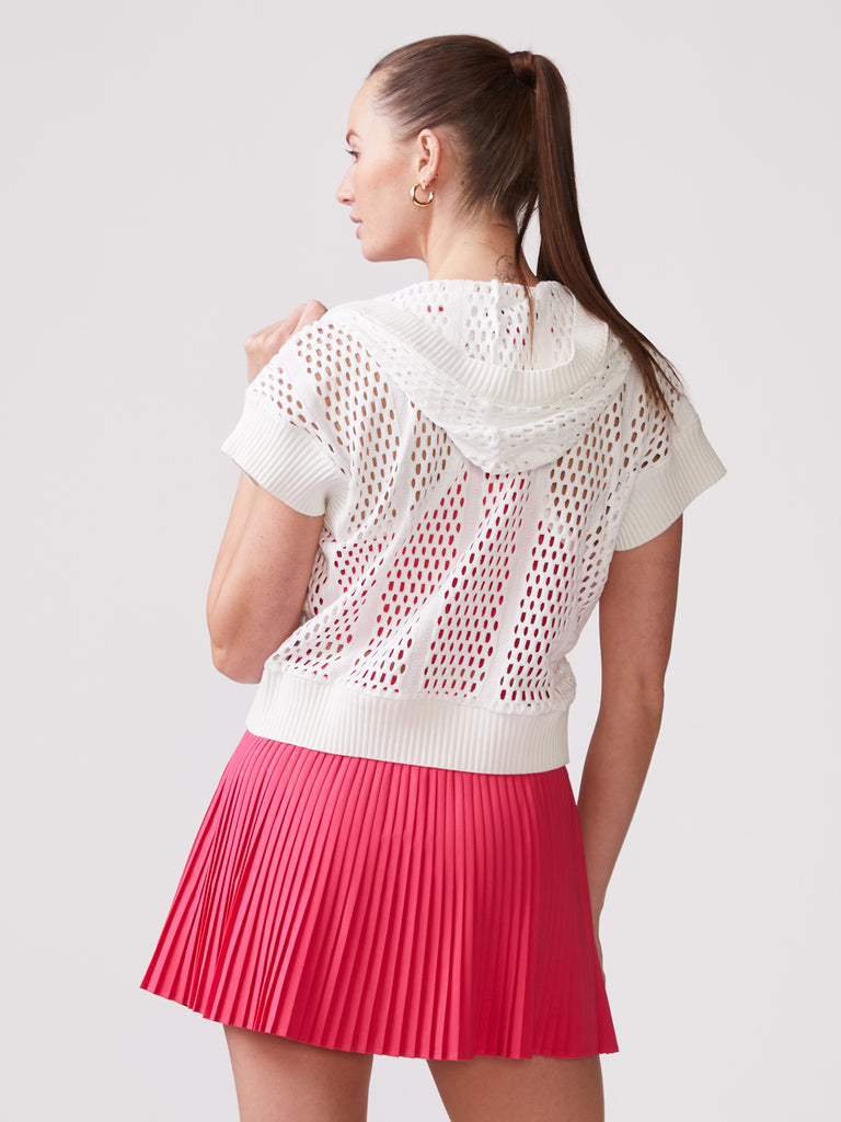 Tech Mesh Half Zip Pullover in White
