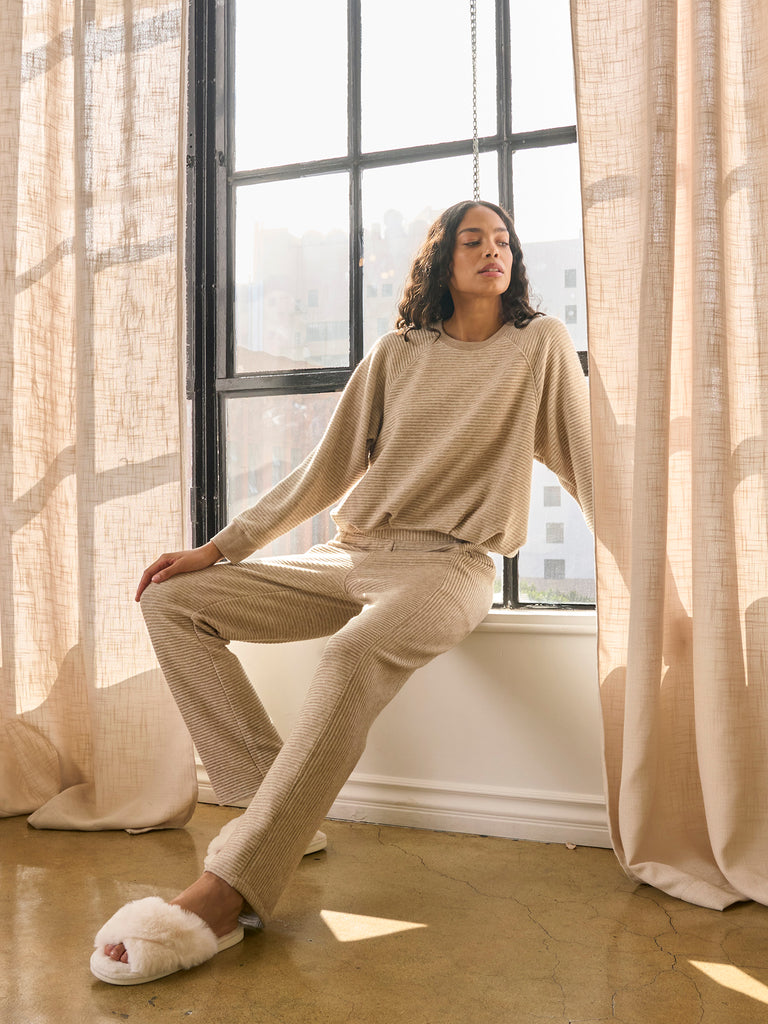 Pleat Bubble Raglan Pullover and Heather Ottoman Pant