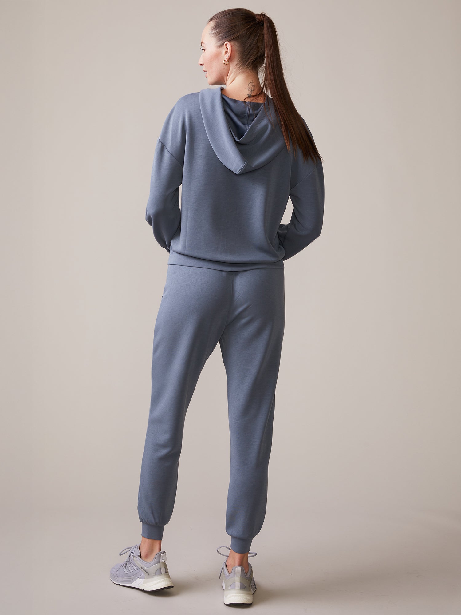 Luxe Shirred Sleeve Hoodie | Thrive Société